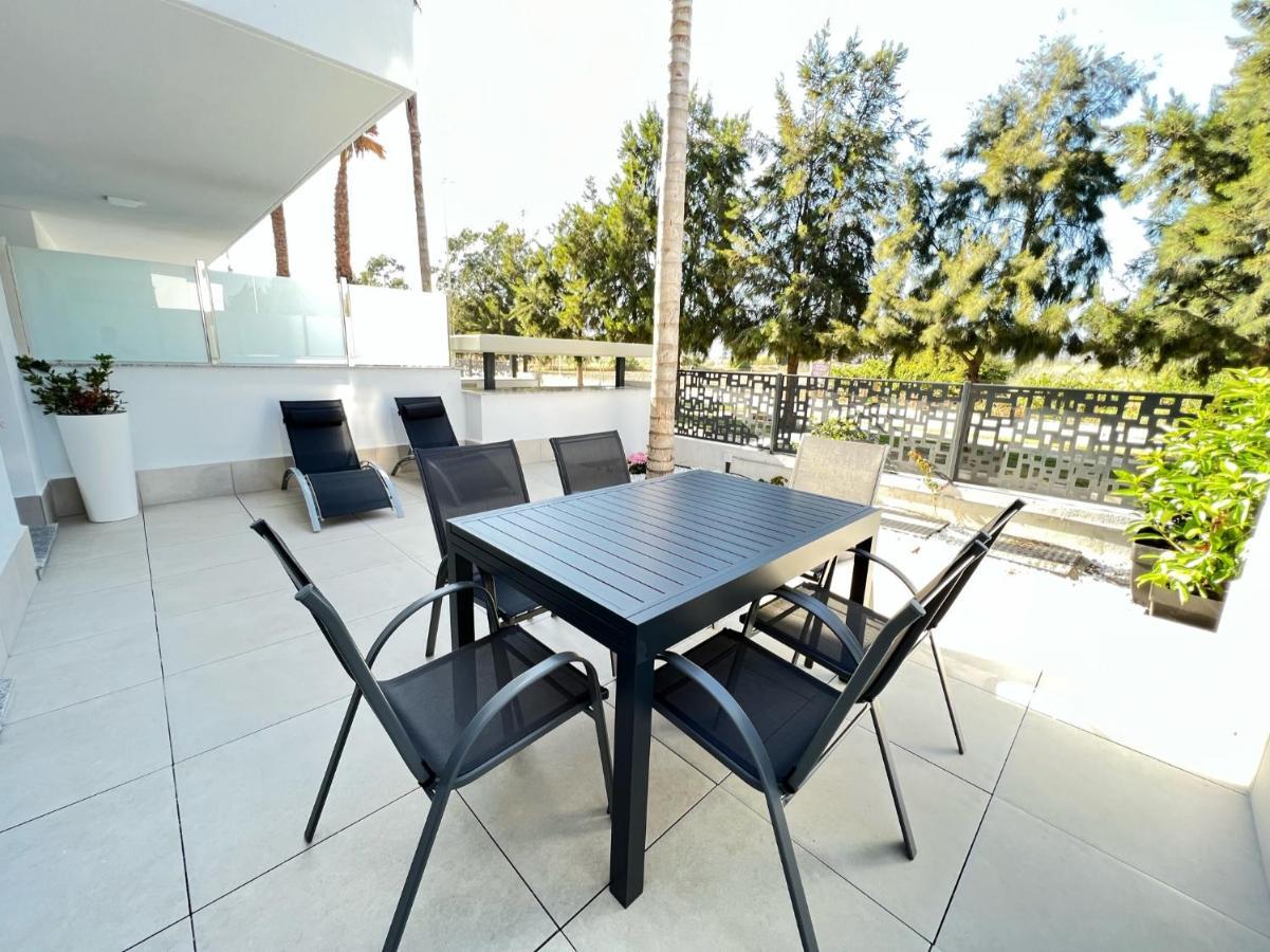 Pushe Playa Granada Beach & Golf 15 موتريل المظهر الخارجي الصورة