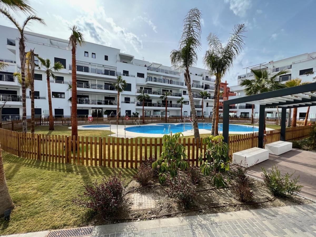 Pushe Playa Granada Beach & Golf 15 موتريل المظهر الخارجي الصورة